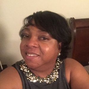 Meet your Posher, Carolyn